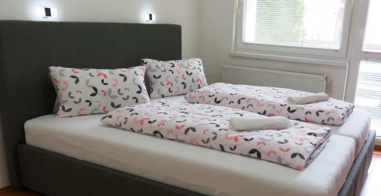 Repose Apartments Hajdúszoboszló Екстериор снимка