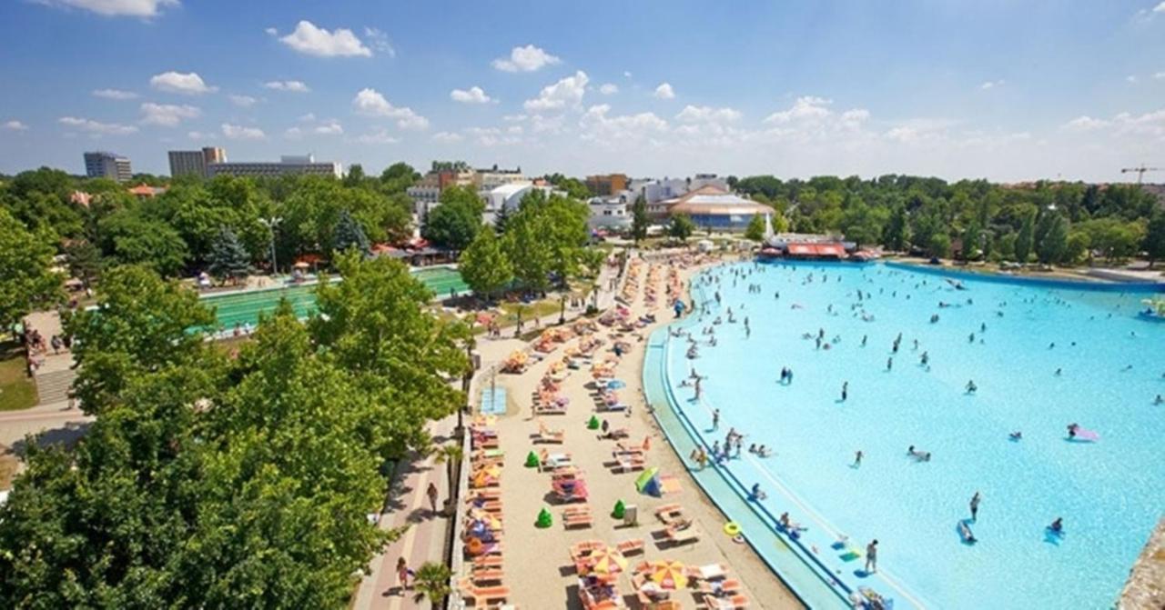 Repose Apartments Hajdúszoboszló Екстериор снимка
