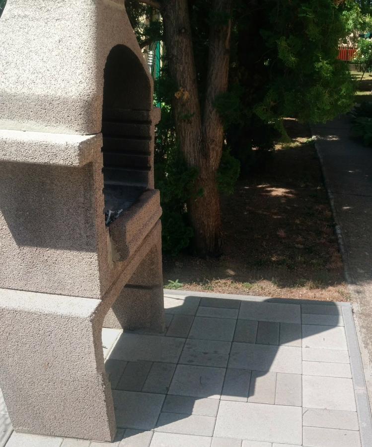Repose Apartments Hajdúszoboszló Екстериор снимка